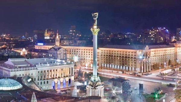 Independence Square (Maidan Nezalezhnosti) in downtown Kyiv, Ukraine at night